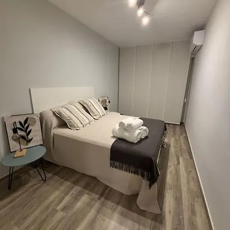 Moderno Piso En Torres サラゴサ